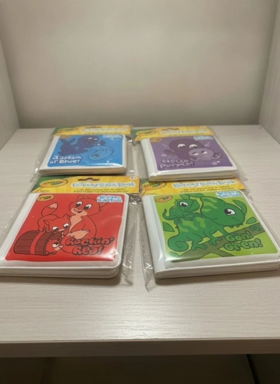 Crayola Bubbly Bath Books Set of 4 New